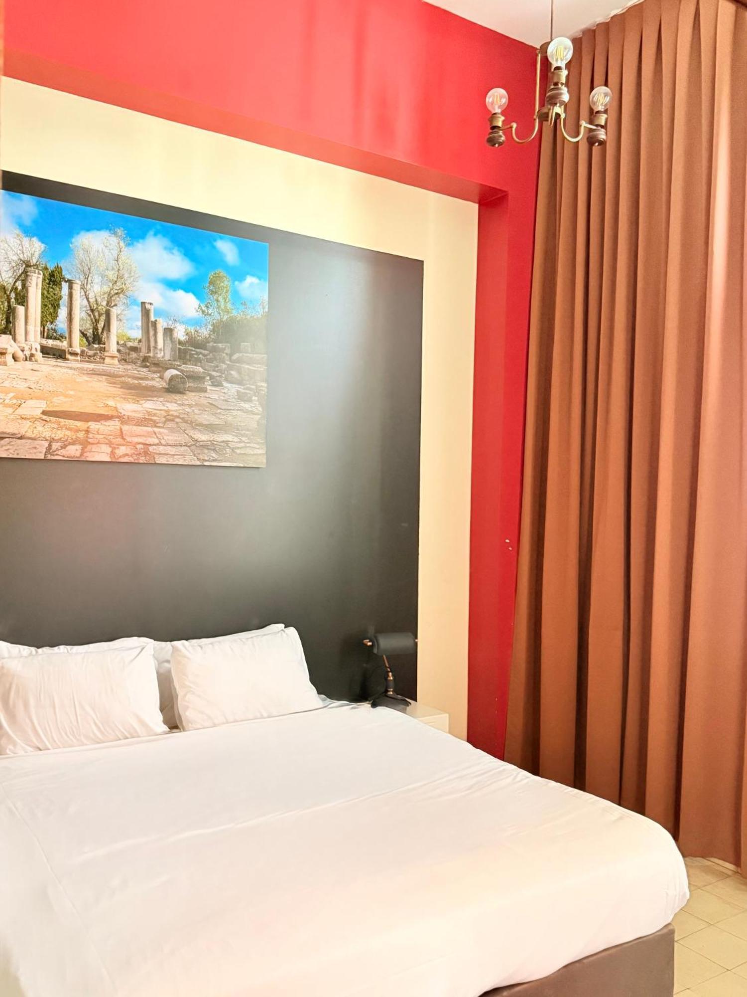 Inta Hotel (Adults Only) 텔아비브 외부 사진