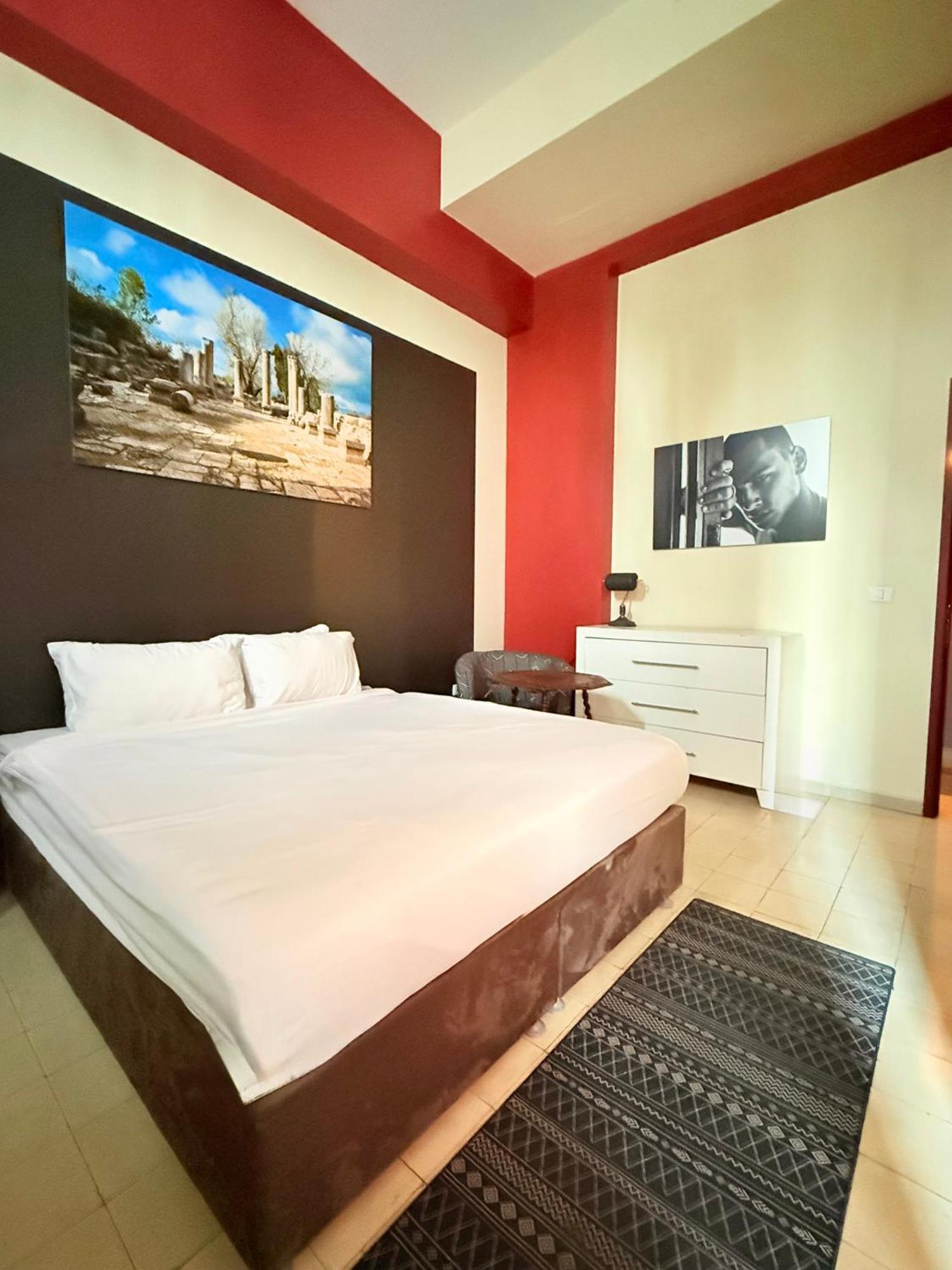 Inta Hotel (Adults Only) 텔아비브 외부 사진