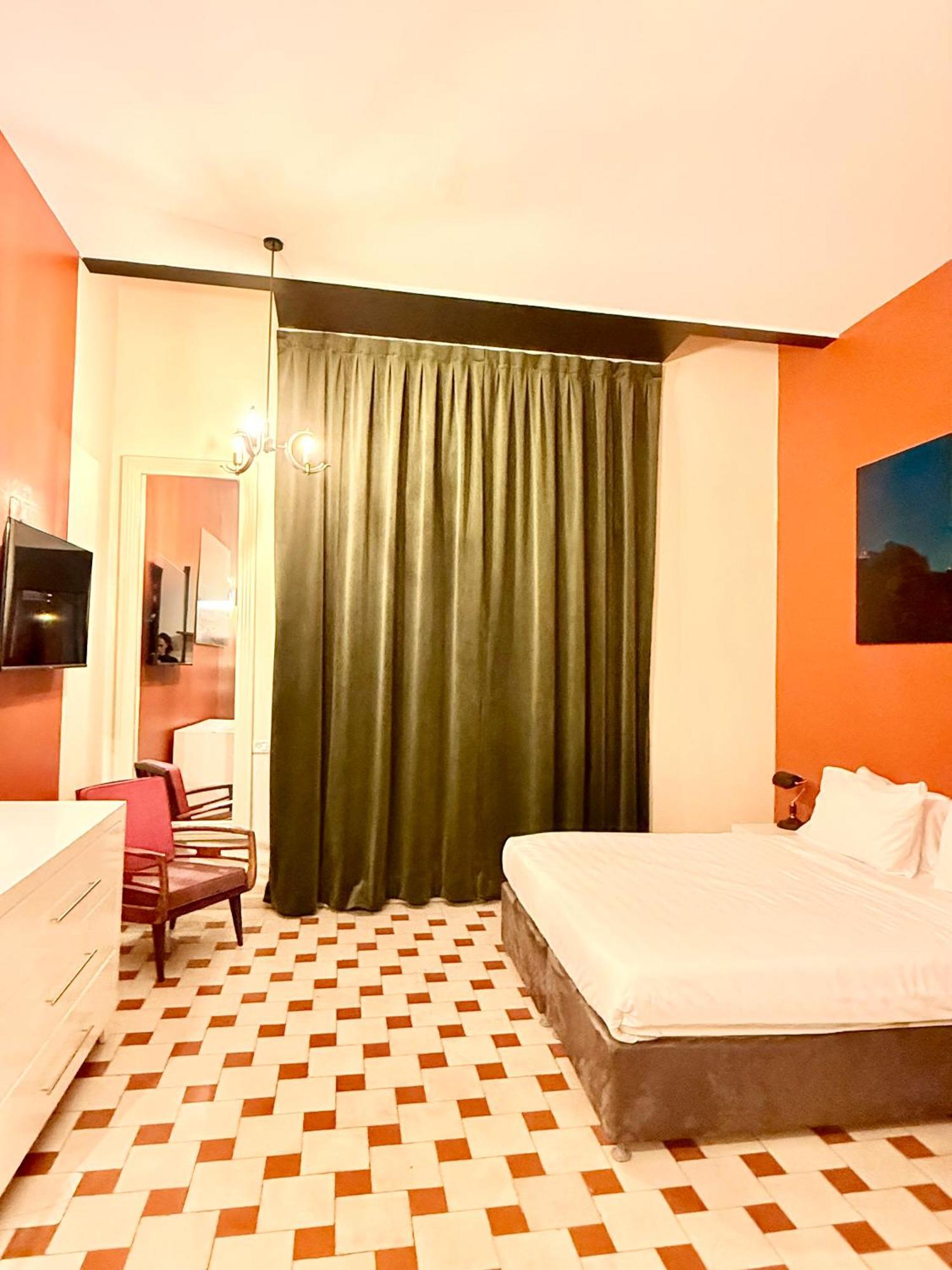 Inta Hotel (Adults Only) 텔아비브 외부 사진