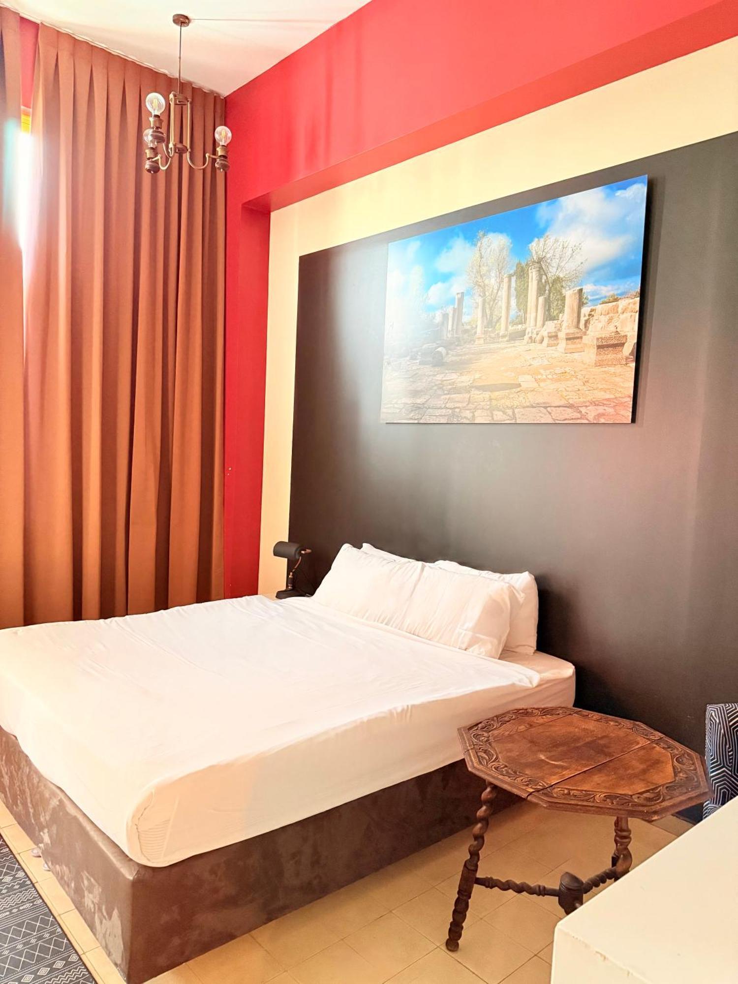 Inta Hotel (Adults Only) 텔아비브 외부 사진